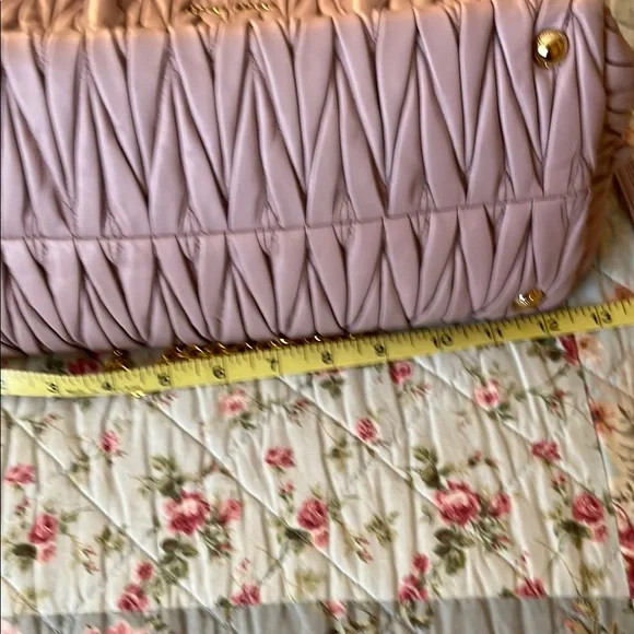 MIU MIU PINK QUILTED BAG EUC - Picture 14 of 16